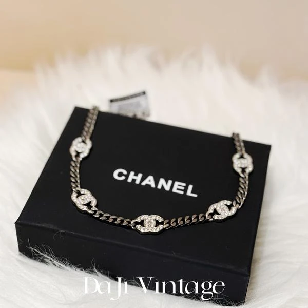 大吉中古/Chanel 香奈儿枪黑色logo五花镶钻项链