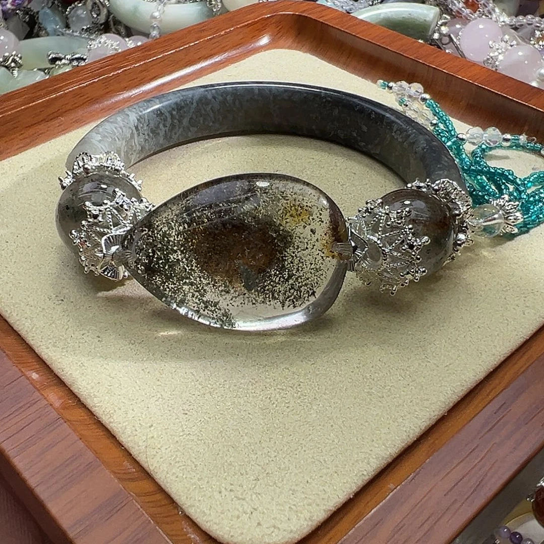 未镶嵌水晶手链水晶手链