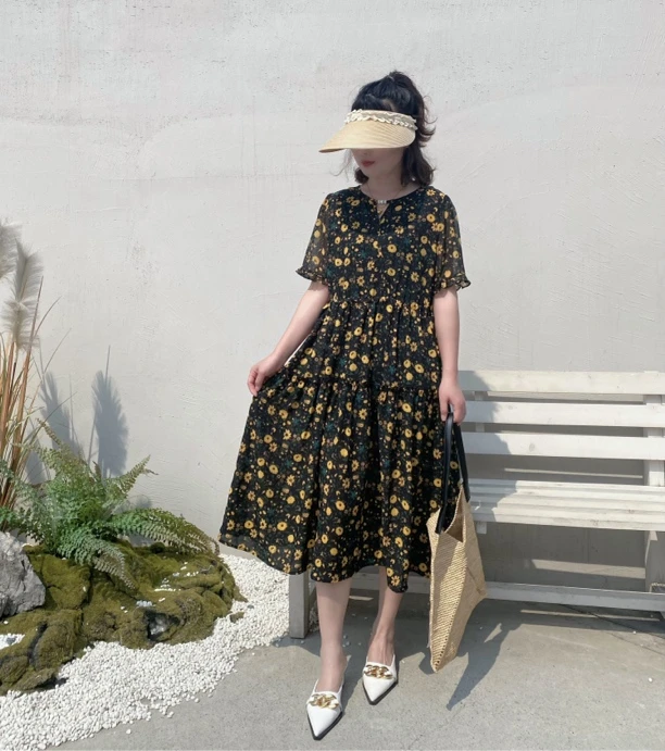 杭州孟茹推荐2025夏款抽绳连衣裙黄色小碎花