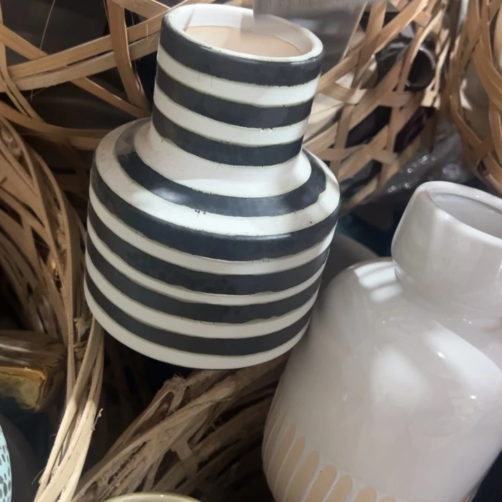 陶瓷花瓶摆件外贸出口微瑕捡漏高15口6公分