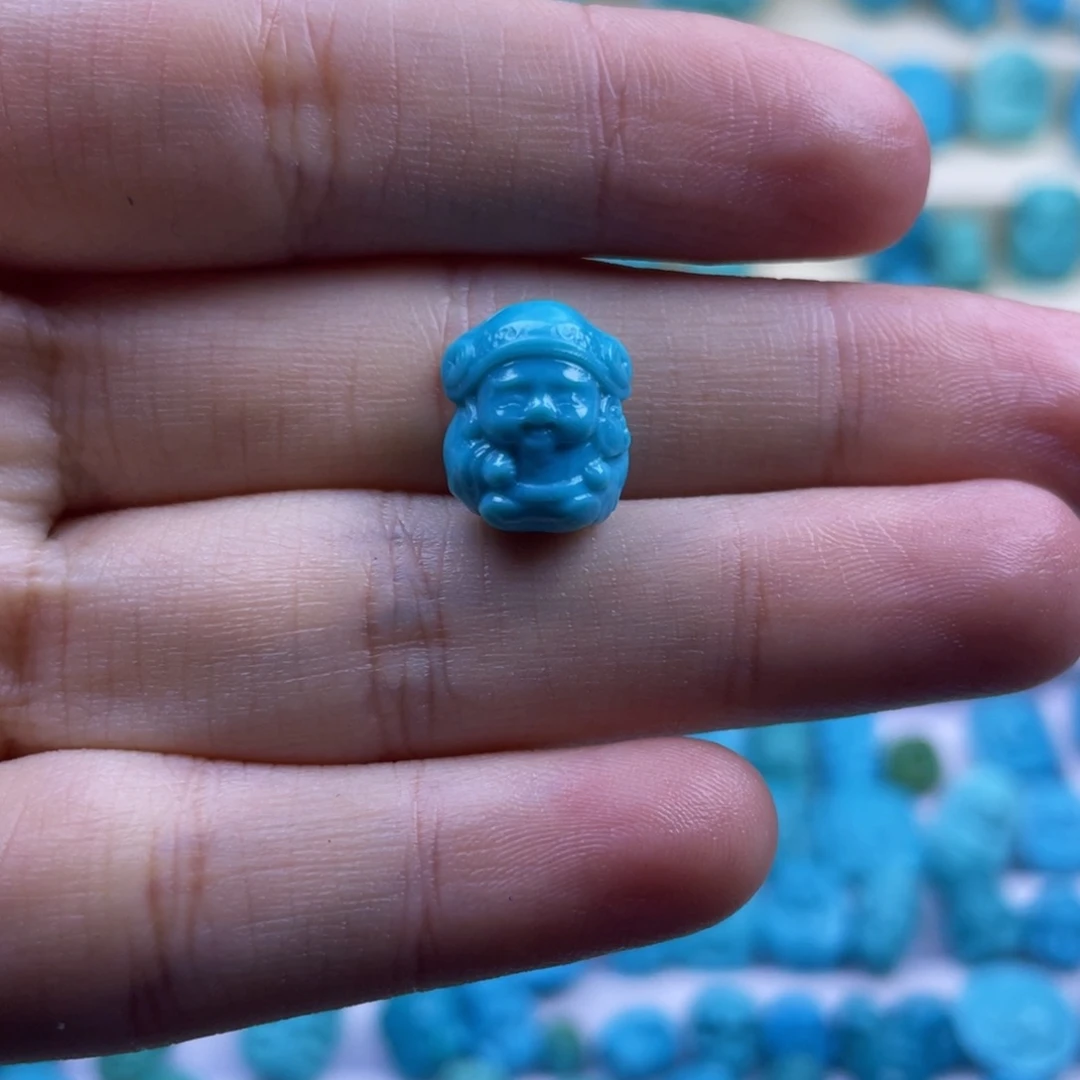 绿松石未镶嵌天然原矿绿松石雕件