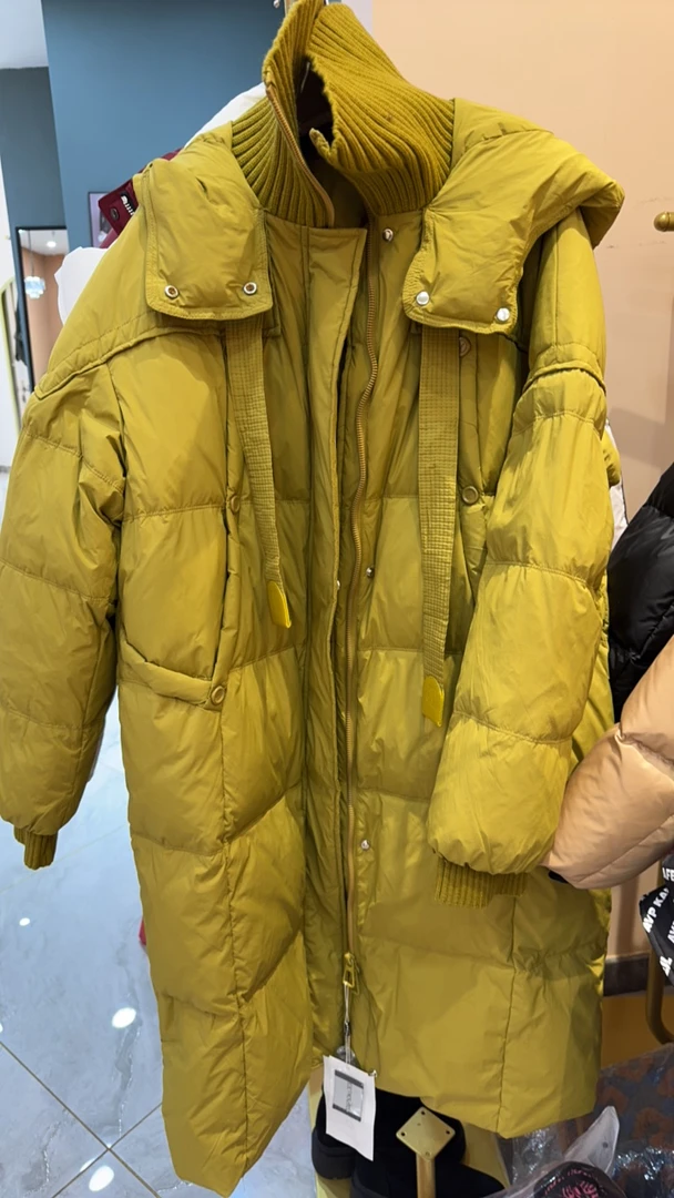 2024款百搭连帽保暖短款时尚加厚羽绒服