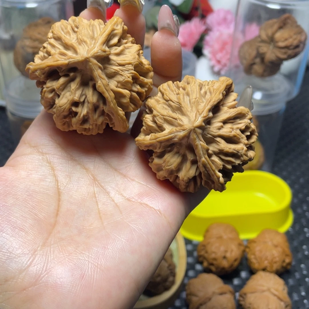 吊坠文玩核桃帝王三棱50