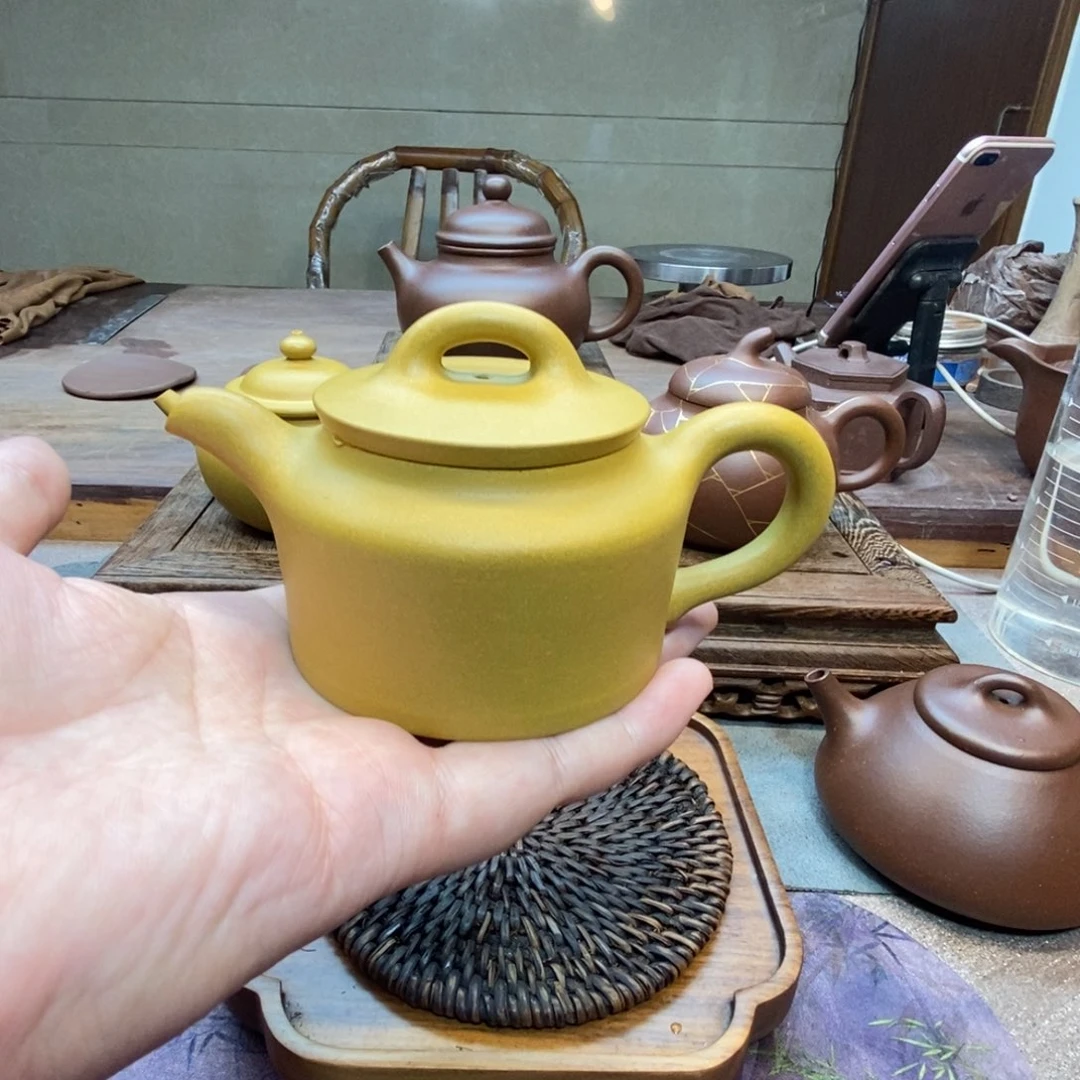 茶壶紫砂周盘壶（原矿黄金段泥160cc）