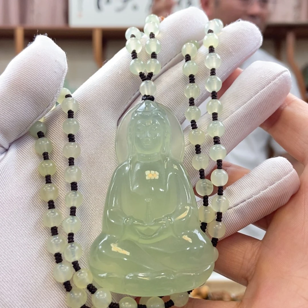 蛇纹石玉未镶嵌吊坠