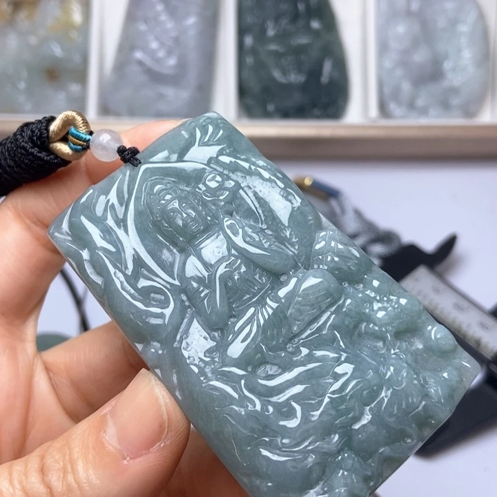 翡翠未镶嵌挂件翡翠