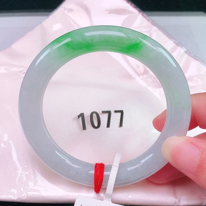 翡翠未镶嵌手镯翡翠手镯