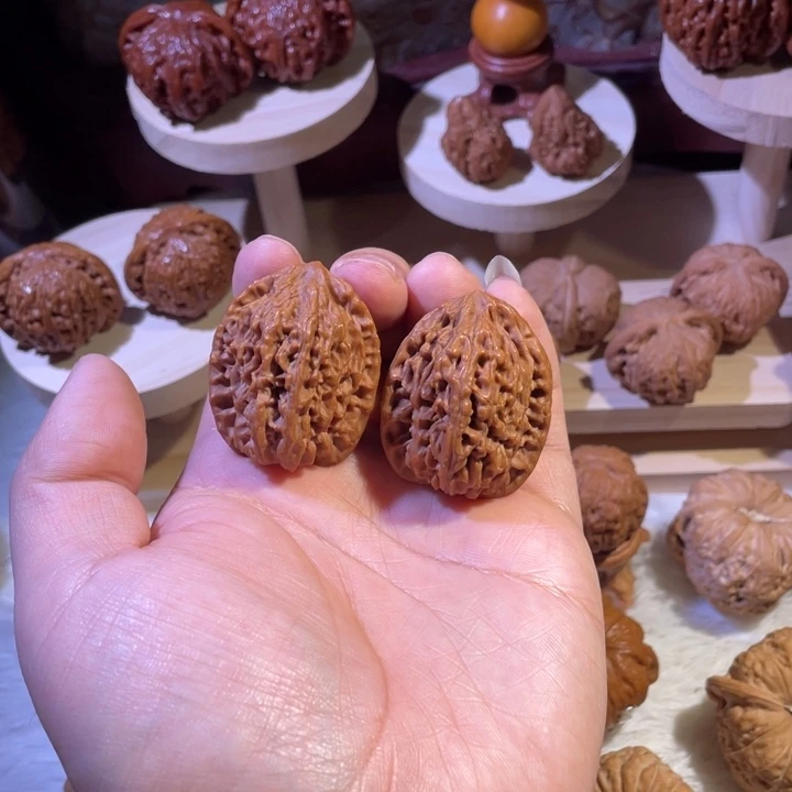 把件文玩核桃26-四眼虎头