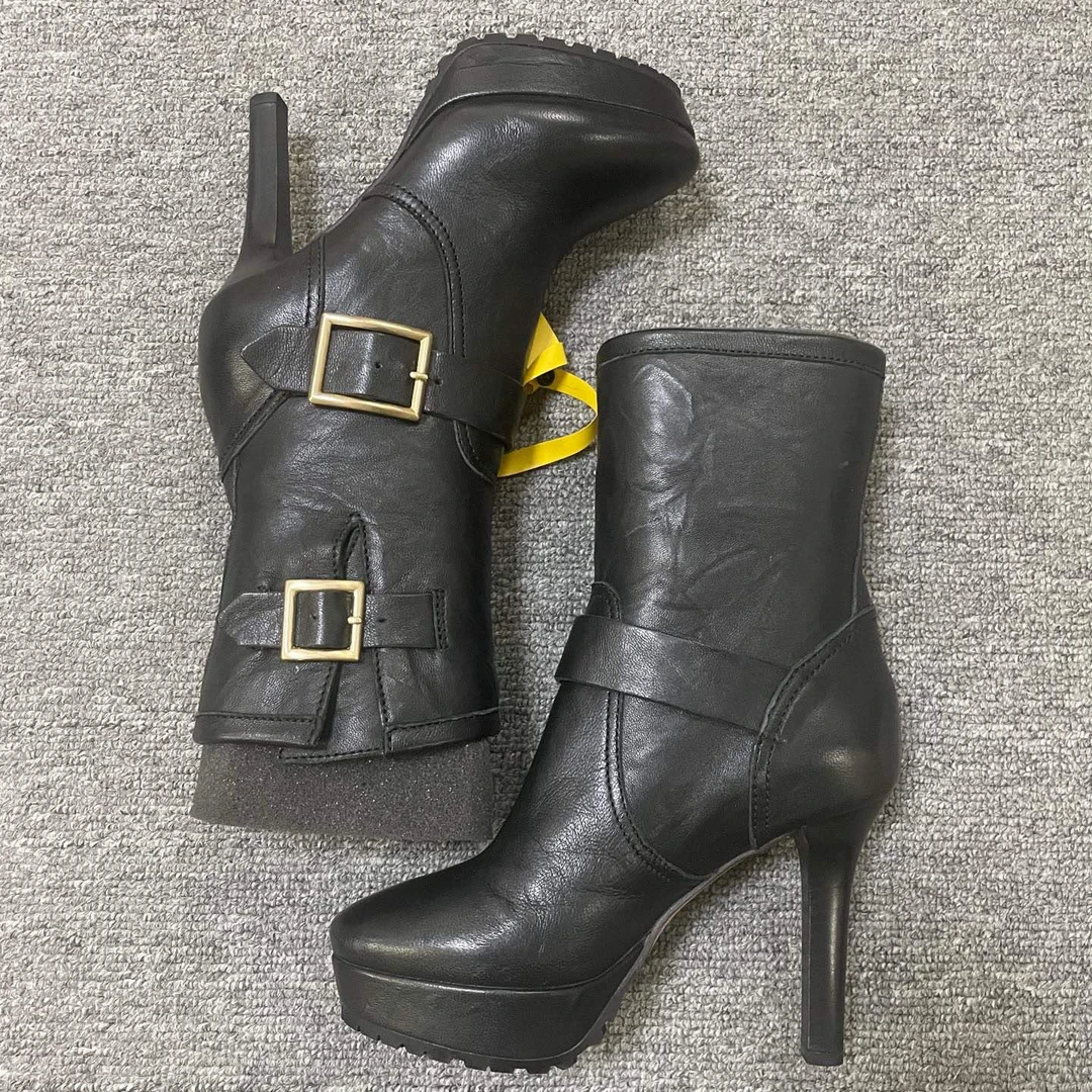 95新 JIMMY CHOO/吉米周 简约优雅细跟高跟鞋短靴 35码/10593