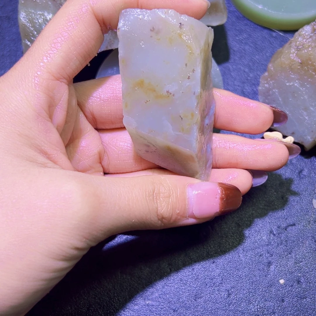 和田玉（糖玉）未镶嵌珠宝半成品