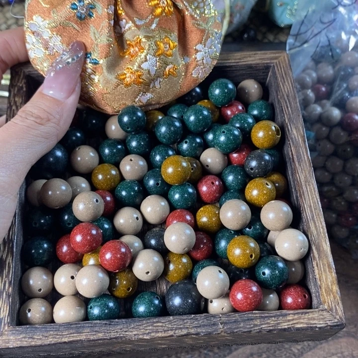 泥塑五行合香1.2瑕疵珠香包约50克