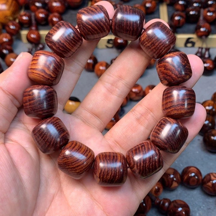 花梨木类海南黄花梨手串