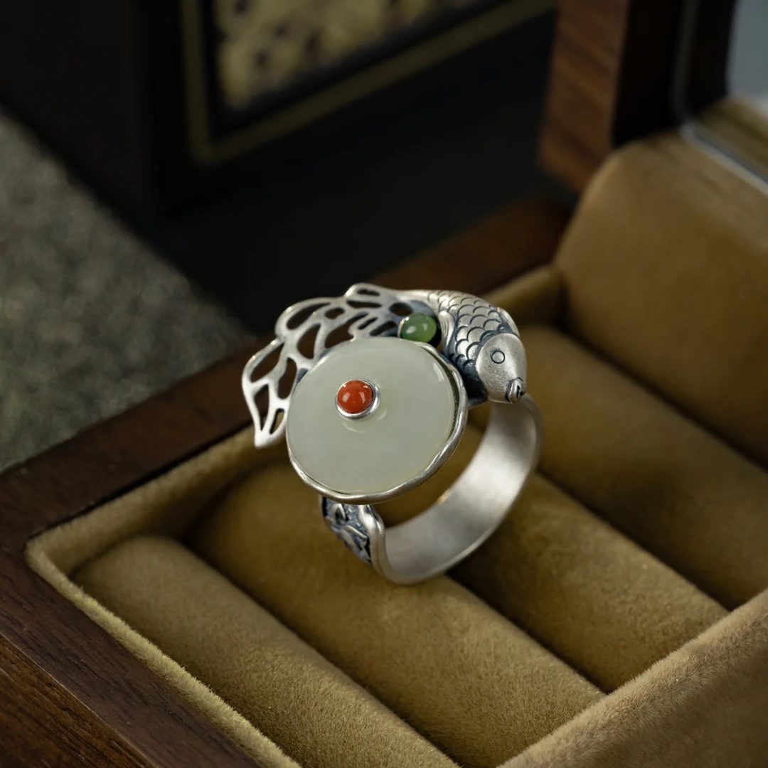 白玉戒指  02003261