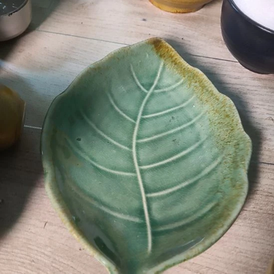 瓷片磁州窑五厂盘碗壶杯有瑕疵
