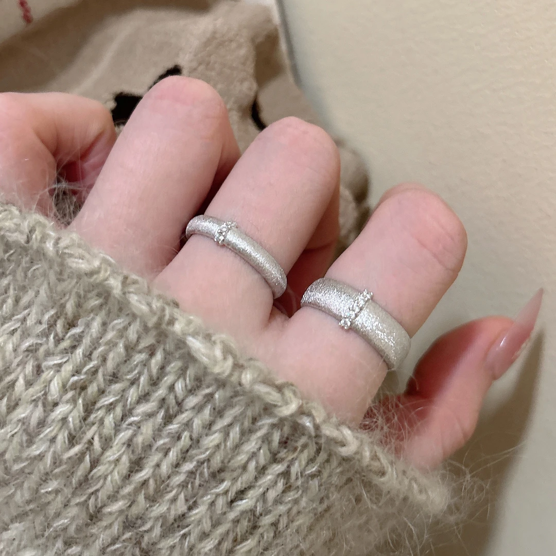 925银锆石戒指 爆款缎面拉丝戒指女款秋冬复古回流风食指戒指环