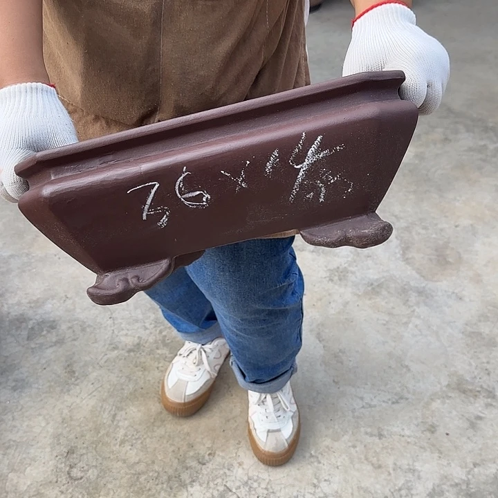 不去啦就在学校吃