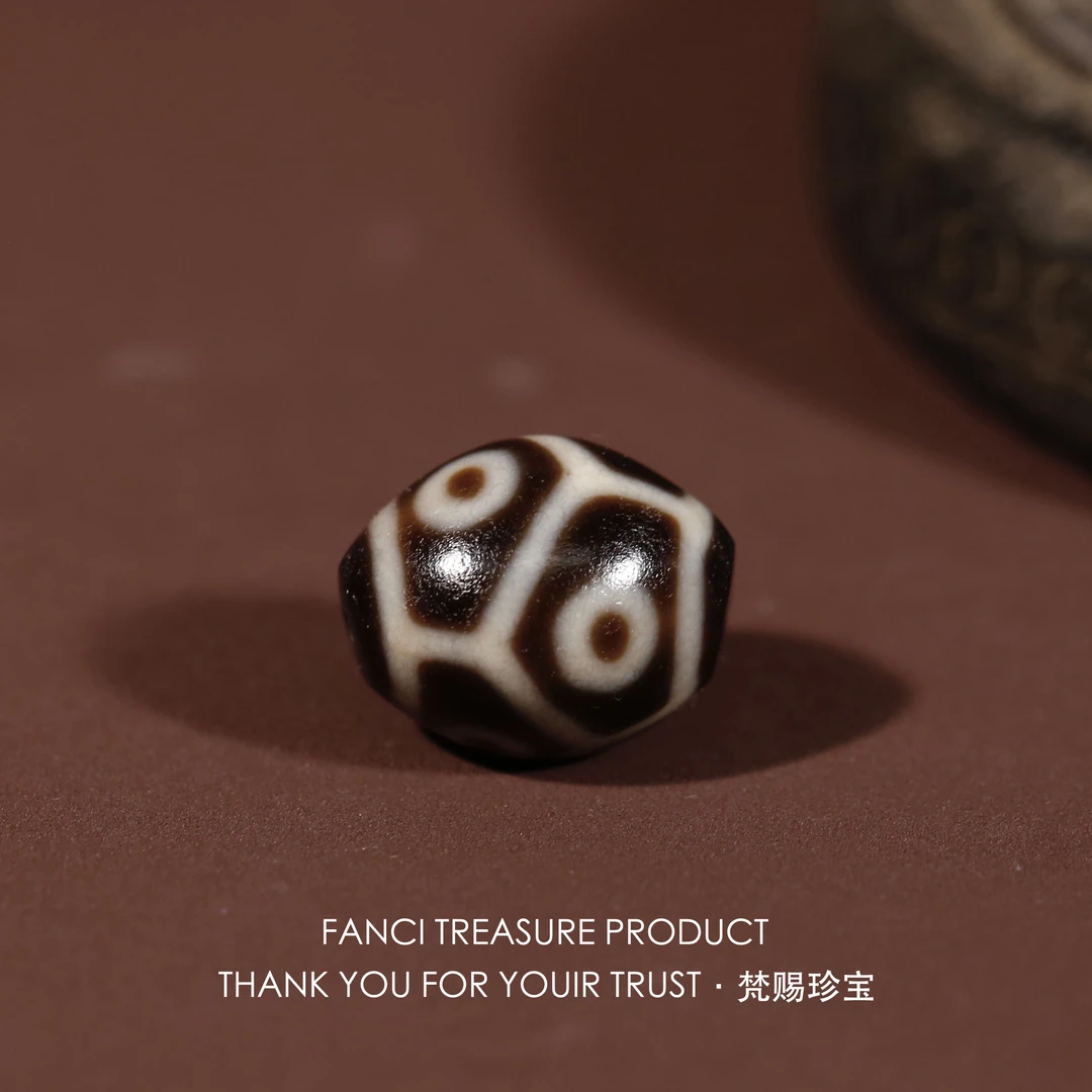 梵赐珍宝·【上肯老超顶】一代老台湾龟背六眼达洛17x20.4mm天珠