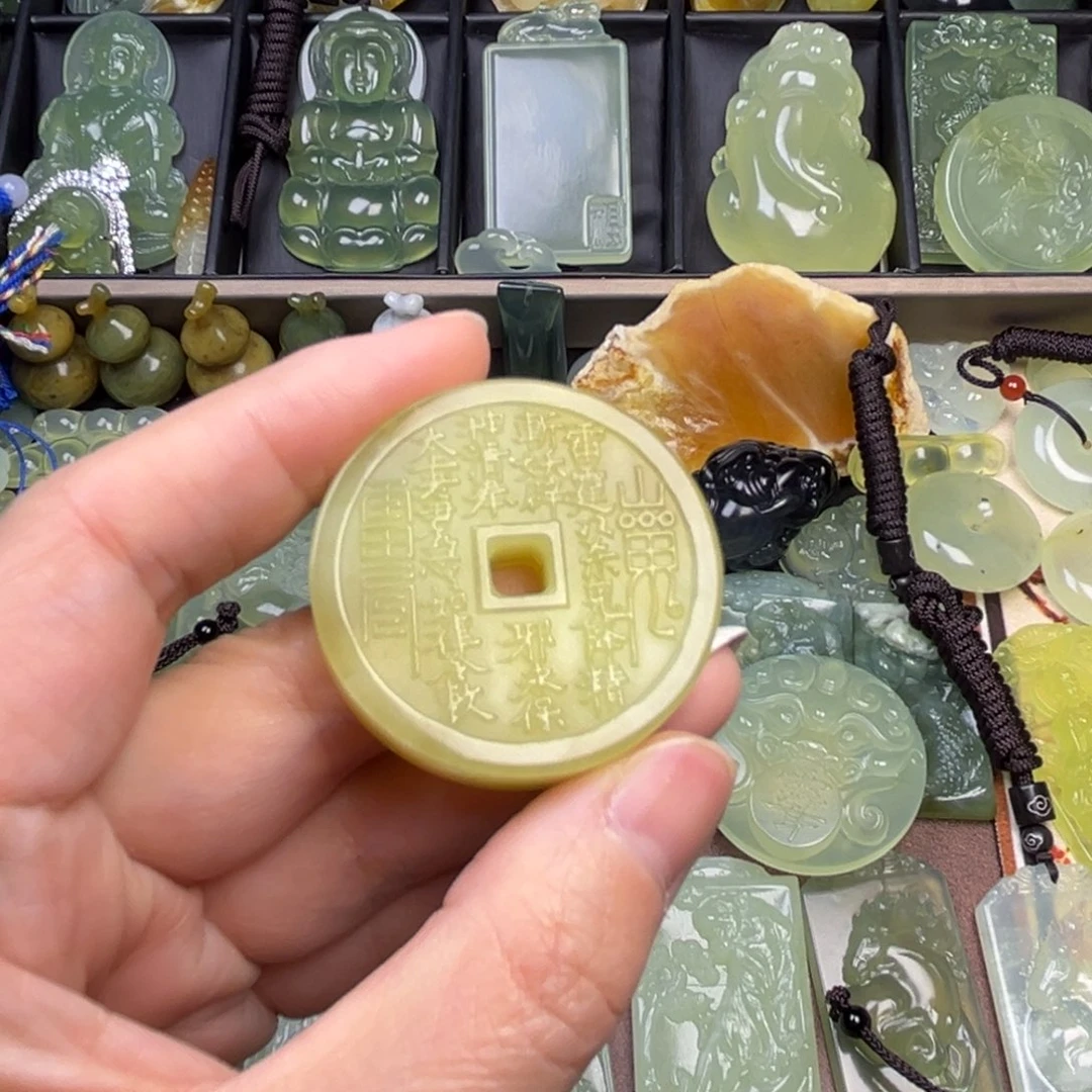 蛇纹石玉未镶嵌吊坠(赠链)