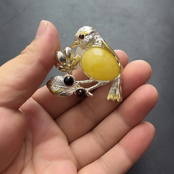 琥珀未镶嵌裸石吊坠