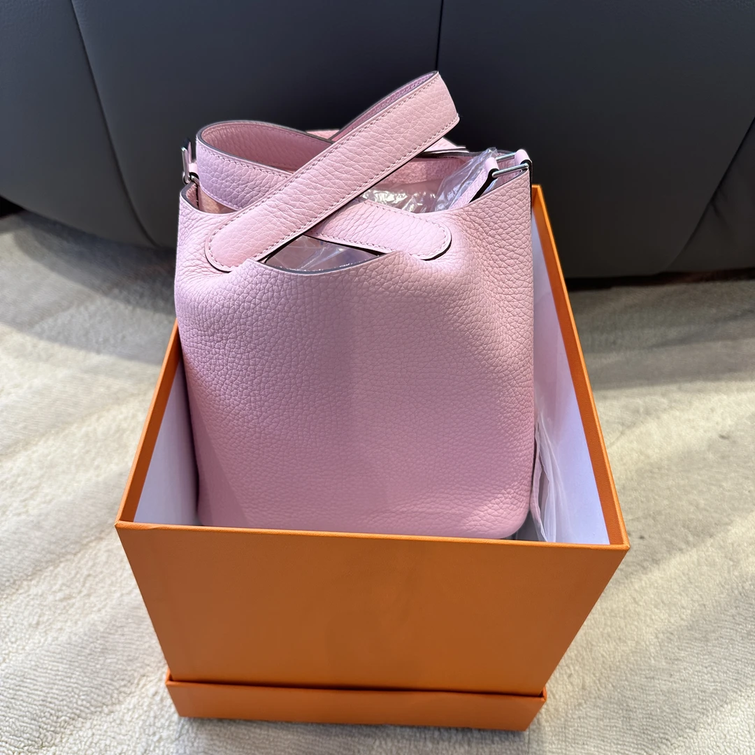 全新未使用 Hermes/爱马仕 樱花粉菜篮子18 w刻 大全套
