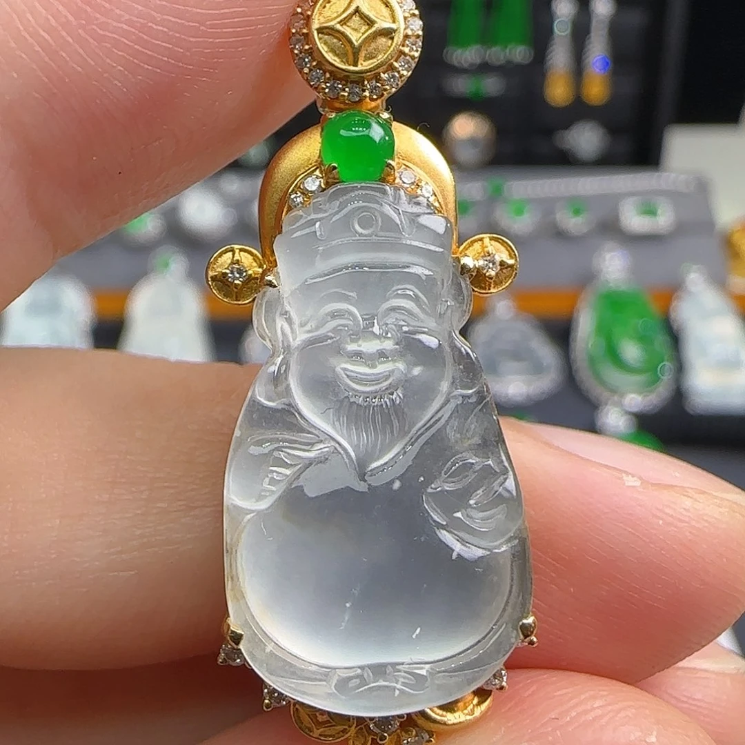 颈饰18K金镶嵌翡翠天然翡翠