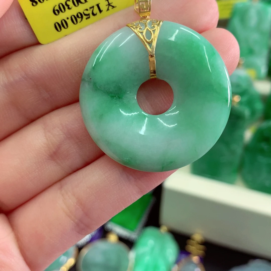翡翠18K金镶嵌吊坠(不含链)
