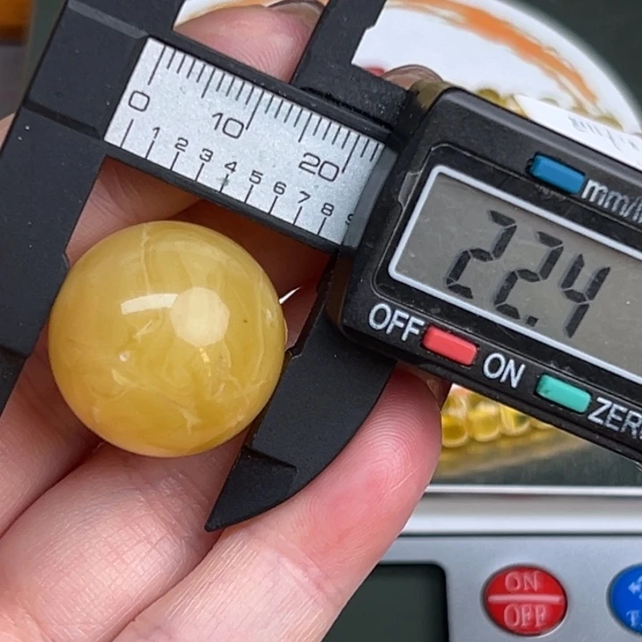 琥珀裸石未镶嵌微瑕267