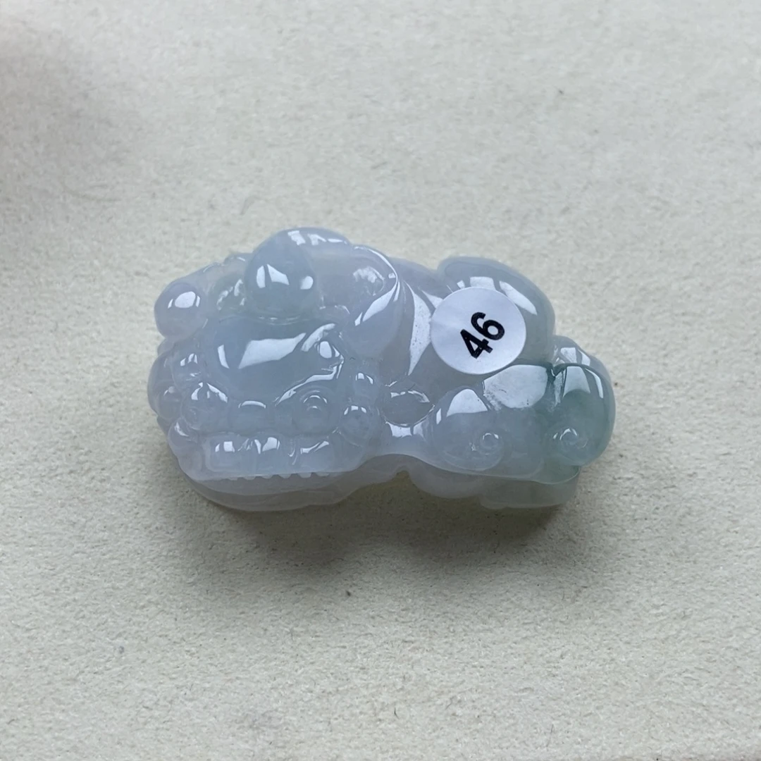翡翠未镶嵌颈饰霸王貔貅吊坠