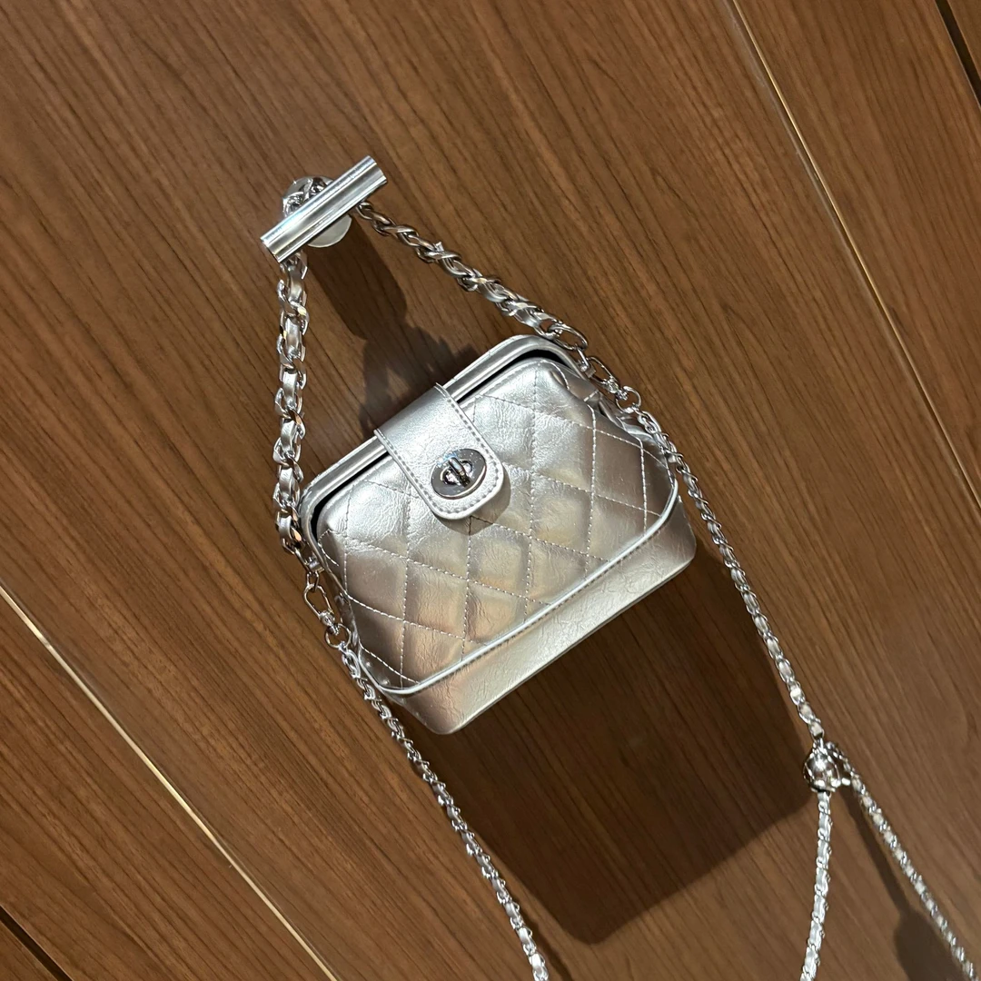 小香风菱格链条斜挎包高档轻奢手拎包夹子包2025新款小方包ins