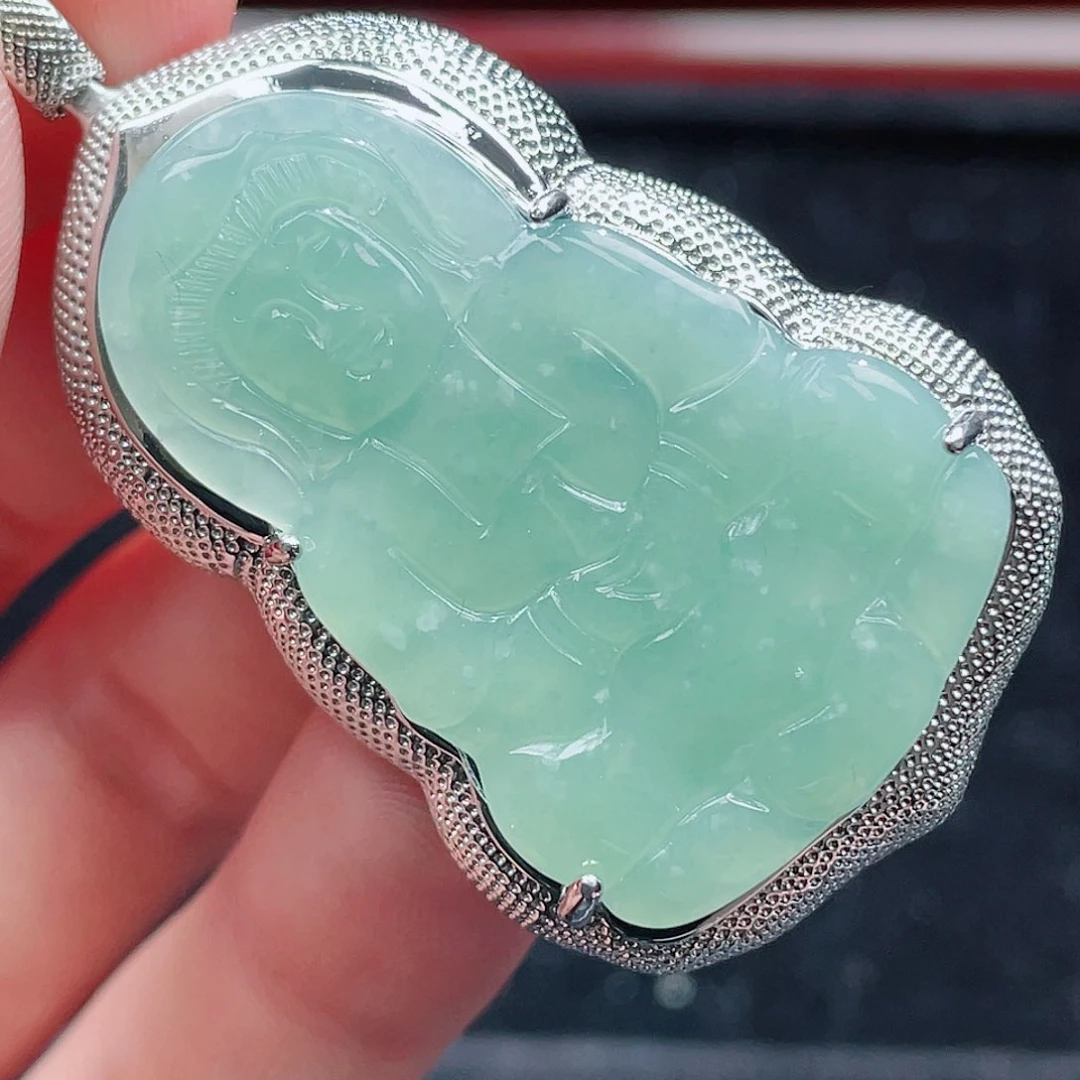 翡翠颈饰未镶嵌3，