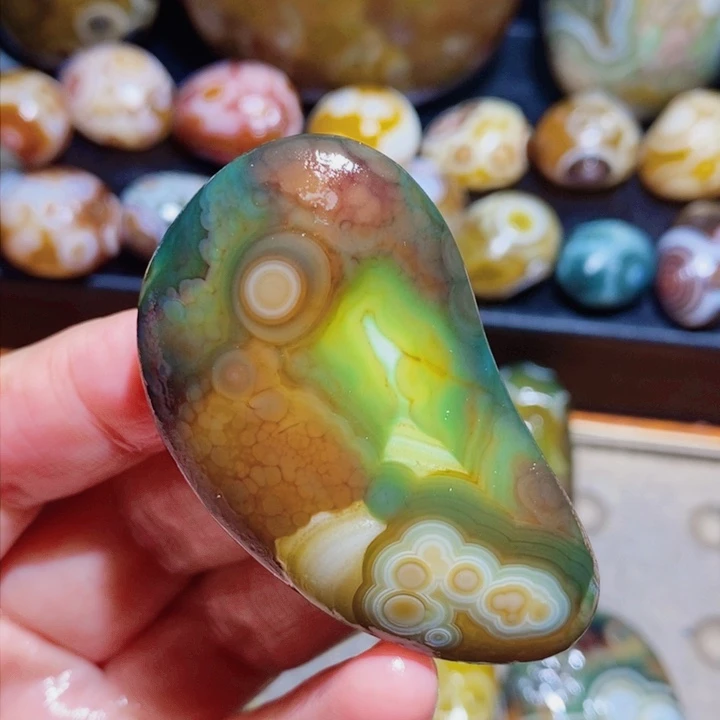 未镶嵌玛瑙/玉髓珠宝半成品79