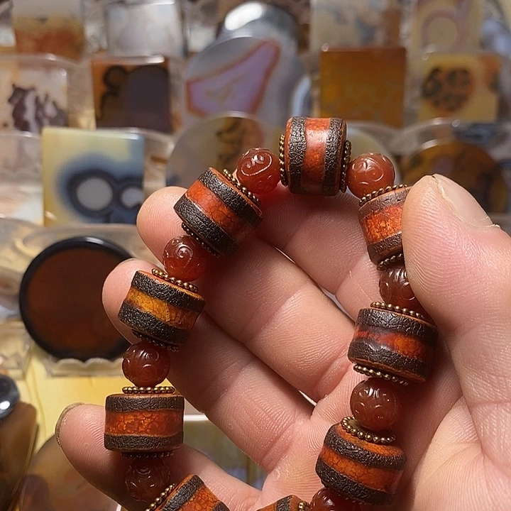 玛瑙/玉髓合金颈饰