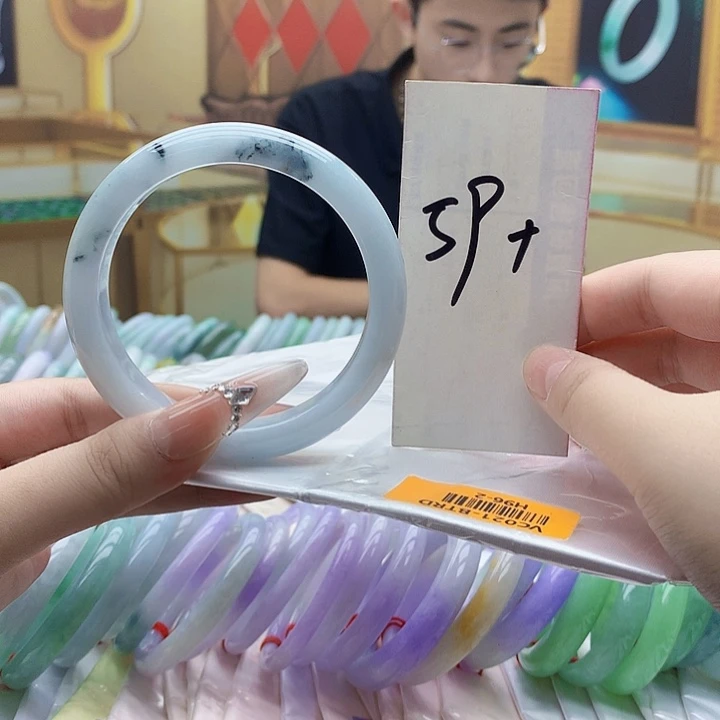 未镶嵌手镯翡翠nn