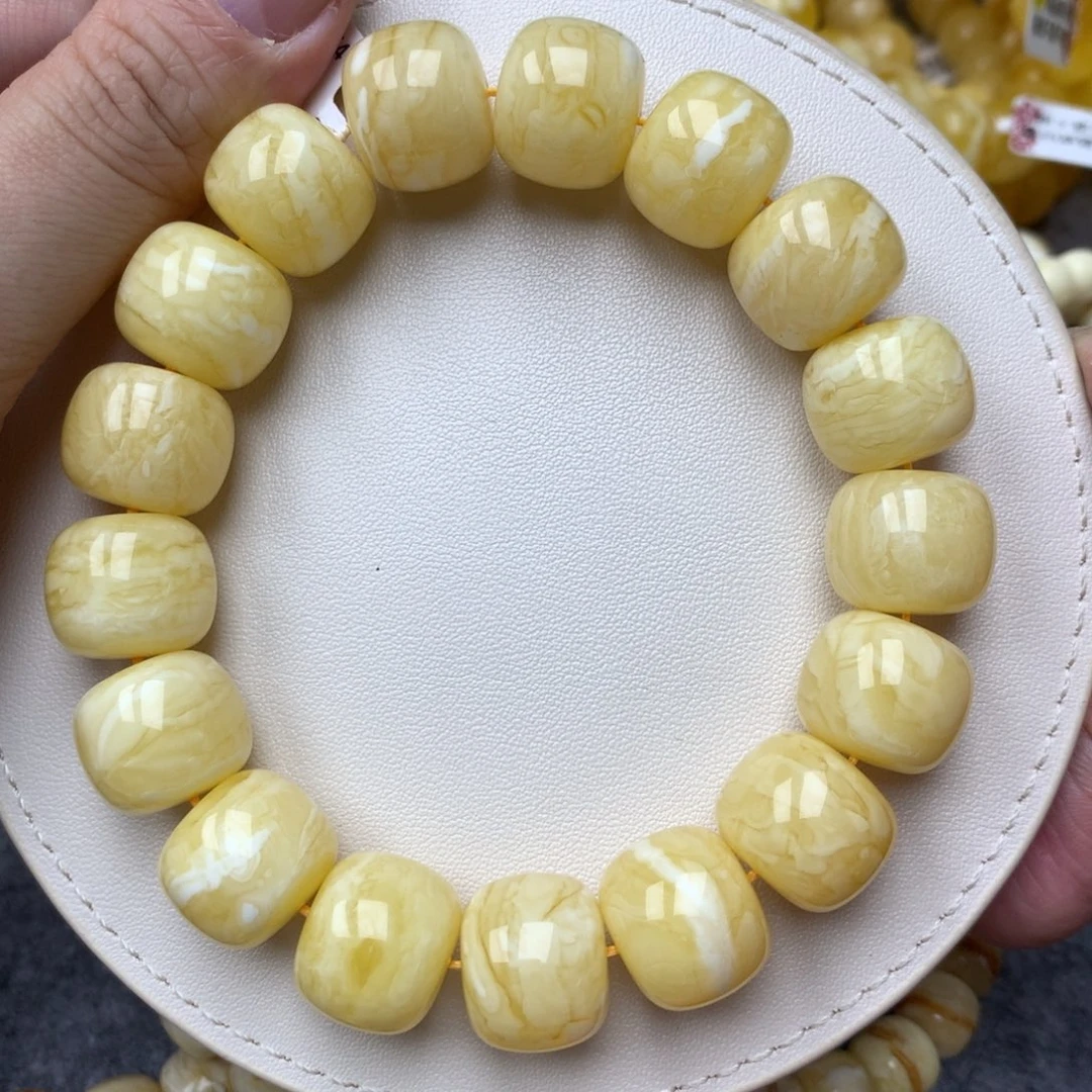 琥珀未镶嵌珠宝奇石16