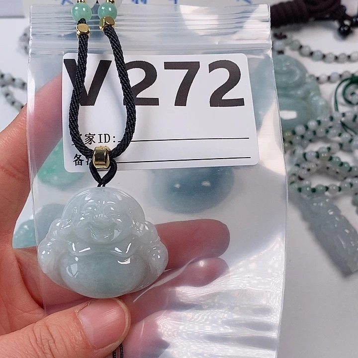 翡翠颈饰未镶嵌天然