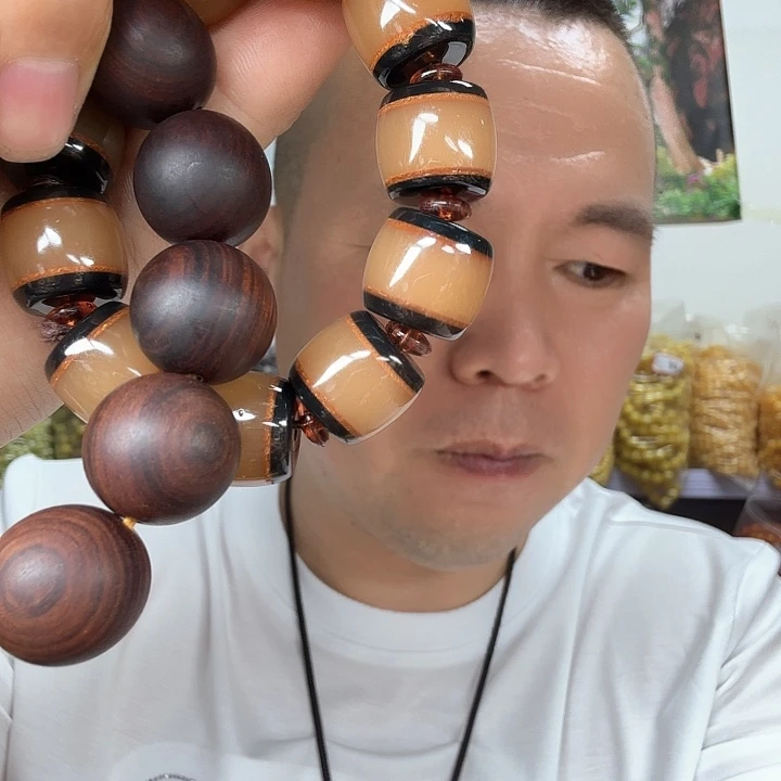 非洲紫檀（红花梨）116卡18