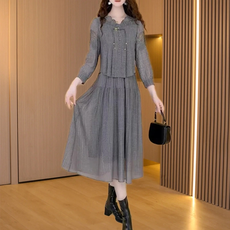 【名典圣王】广州十三行爆款连衣裙2025新款春流行穿搭轻奢高妈妈装