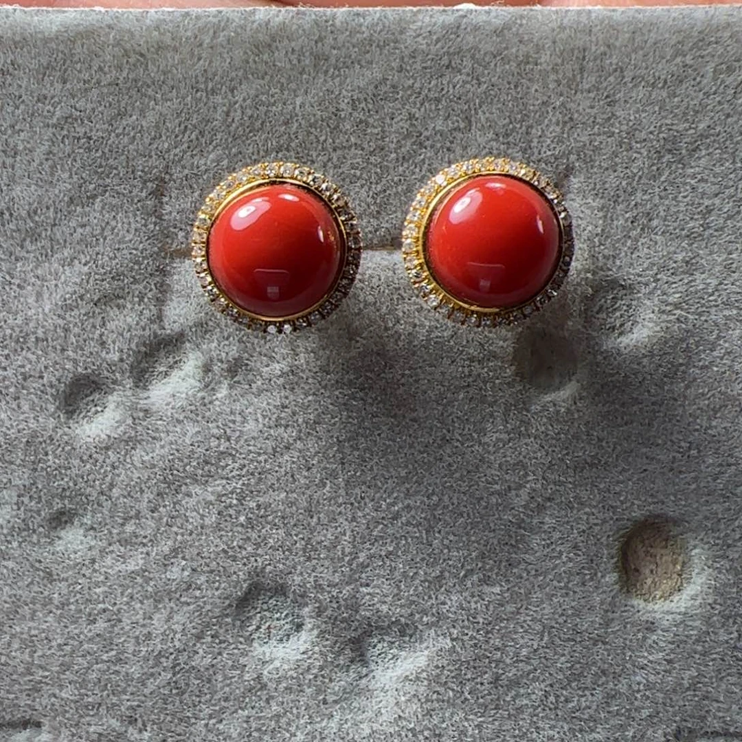 南红玛瑙18K金镶嵌耳钉