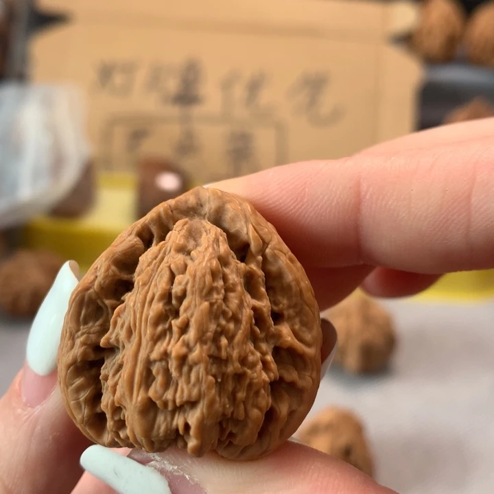 呆***~文玩核桃把件异形单只