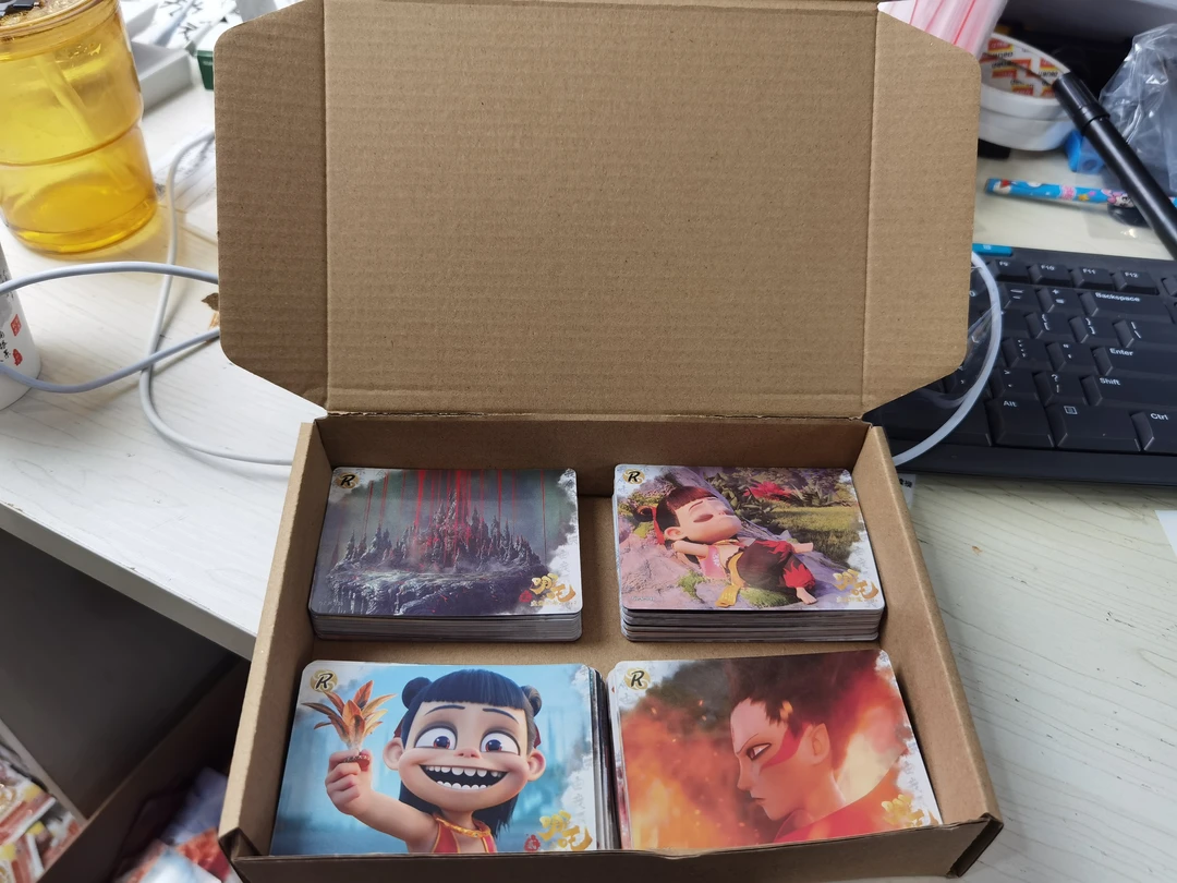 (一盒R卡至少100张）哪吒之魔童闹海灵焰包