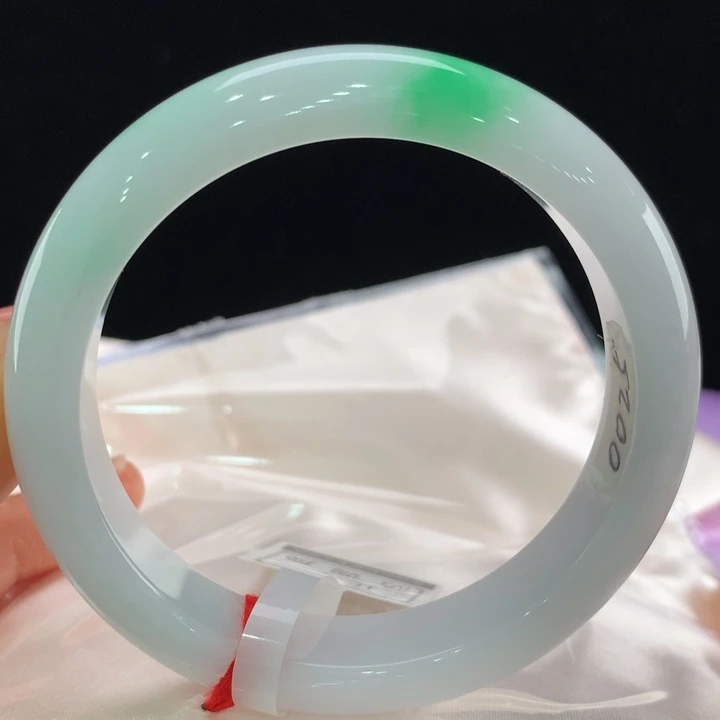 翡翠手镯未镶嵌111-0025