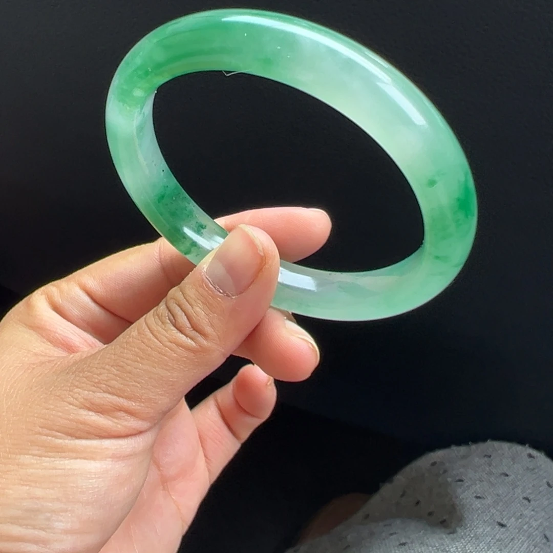 石英质玉未镶嵌手镯非洲翠5960