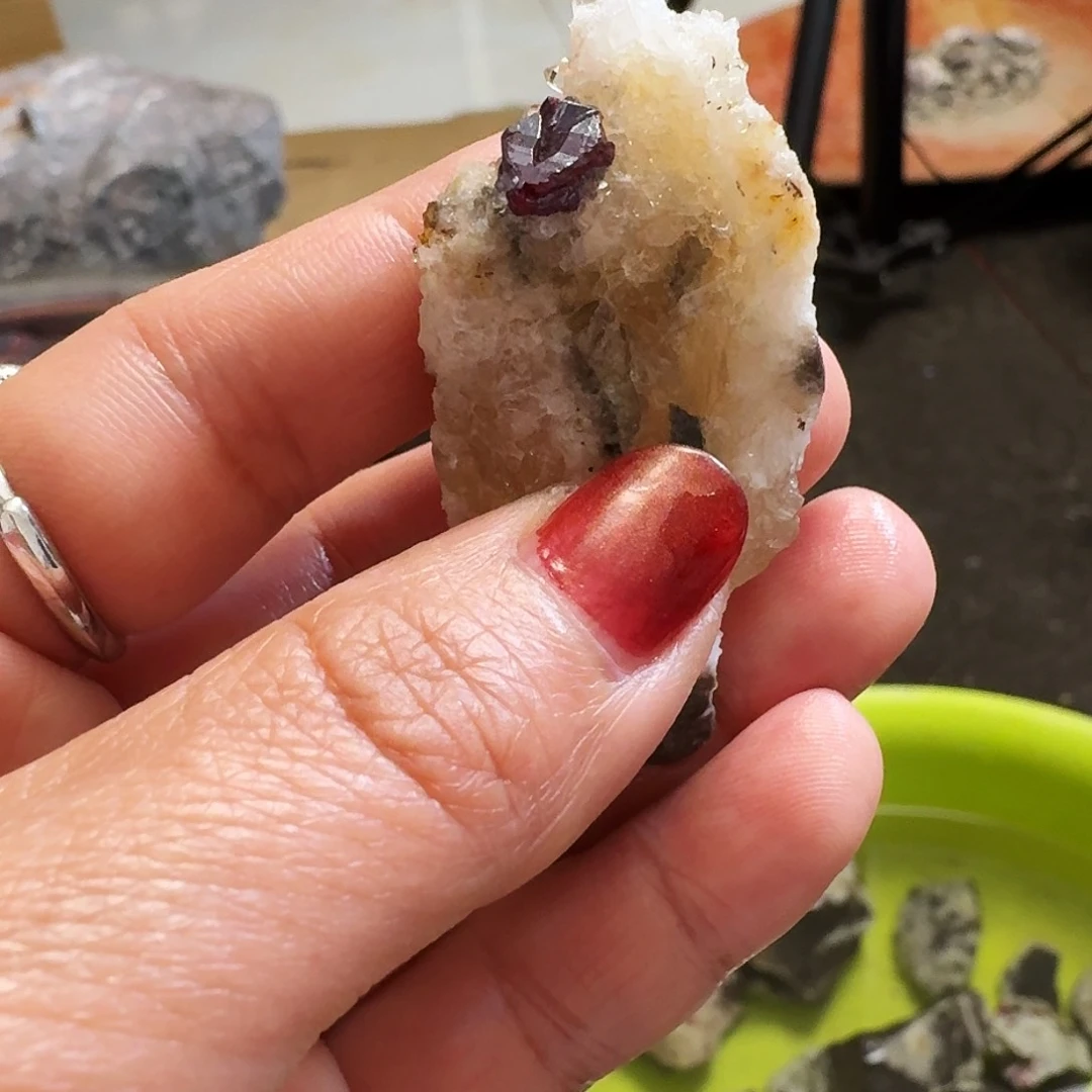 天然辰砂朱砂毛料