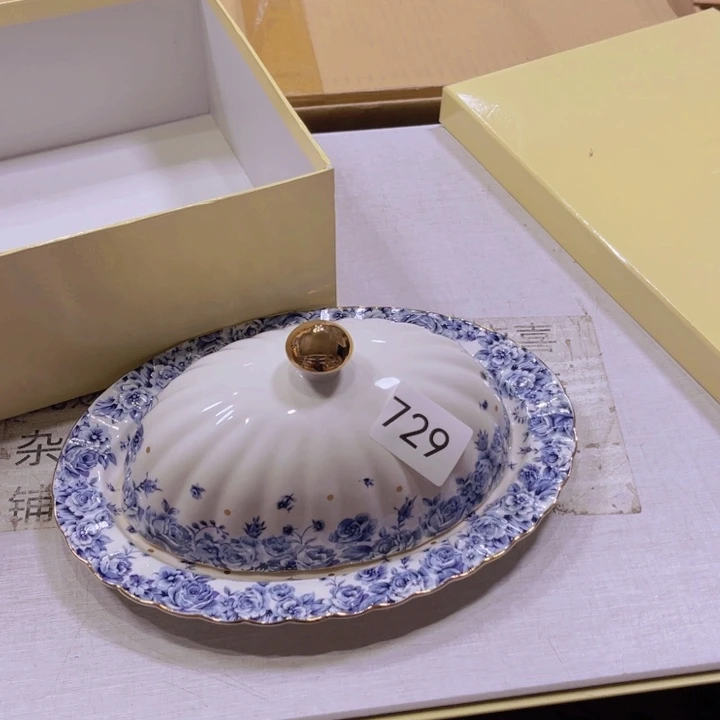 盖碗瓷器的造型和造型也