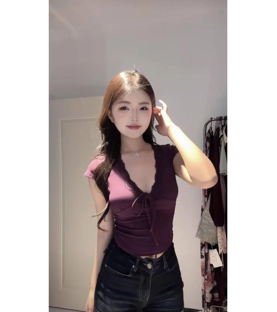 迈沃格夏季纯欲风V领辣妹性感弹力蕾丝花边收腰显瘦短款上衣T恤