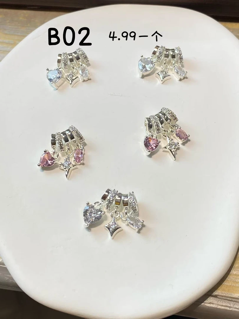 高保色水晶配饰  亮银镶锆 diy串珠合金配件蝴蝶结仿玉石葫芦隔珠