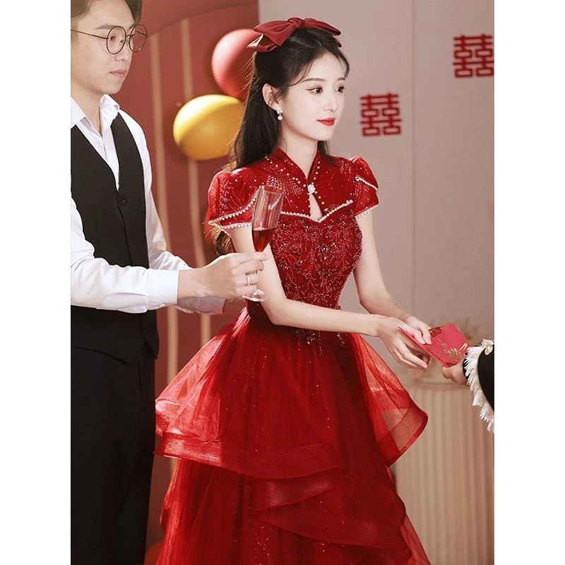 她他百伦旗袍敬酒服2025新款新娘女高级感宴会红色订婚礼服回门便