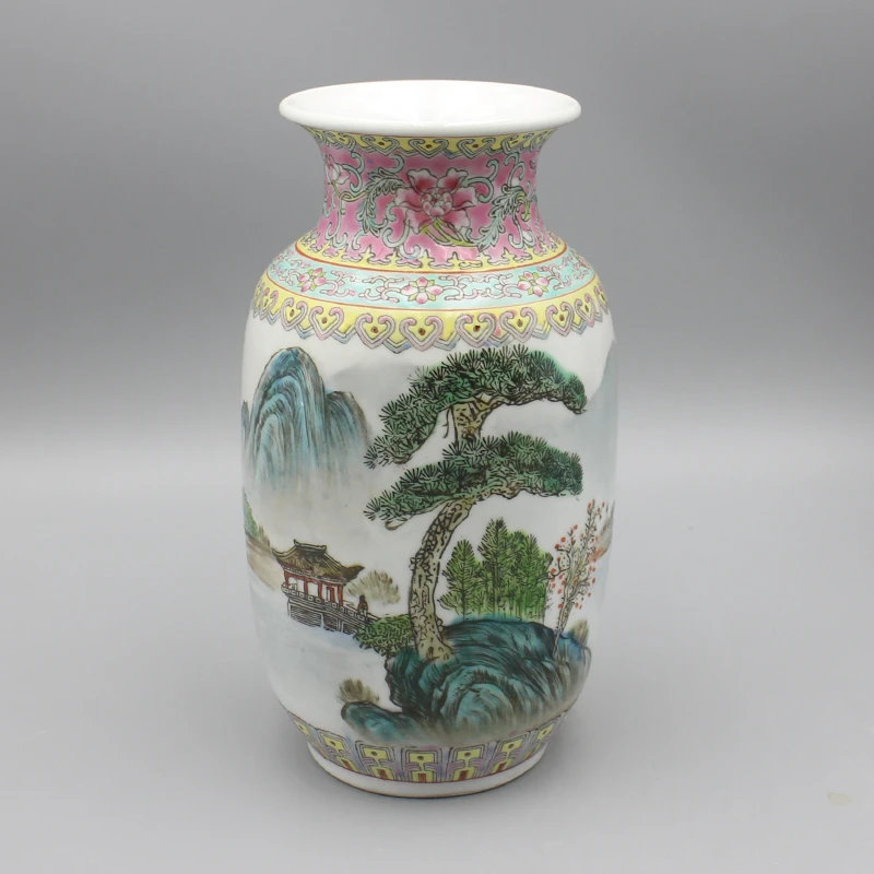 6689瓷器--粉彩山水人物赏瓶