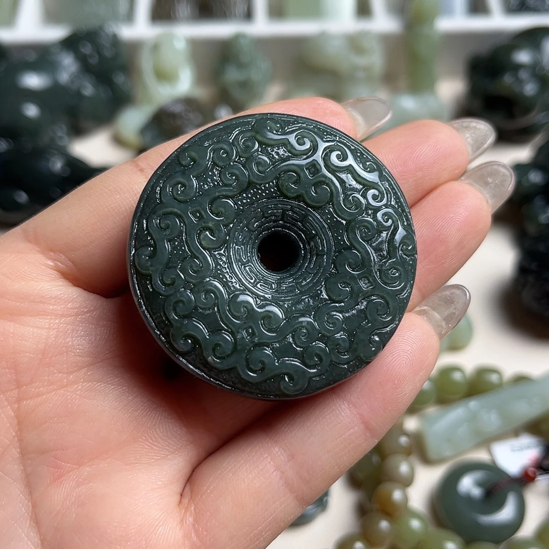 和田玉未镶嵌挂件