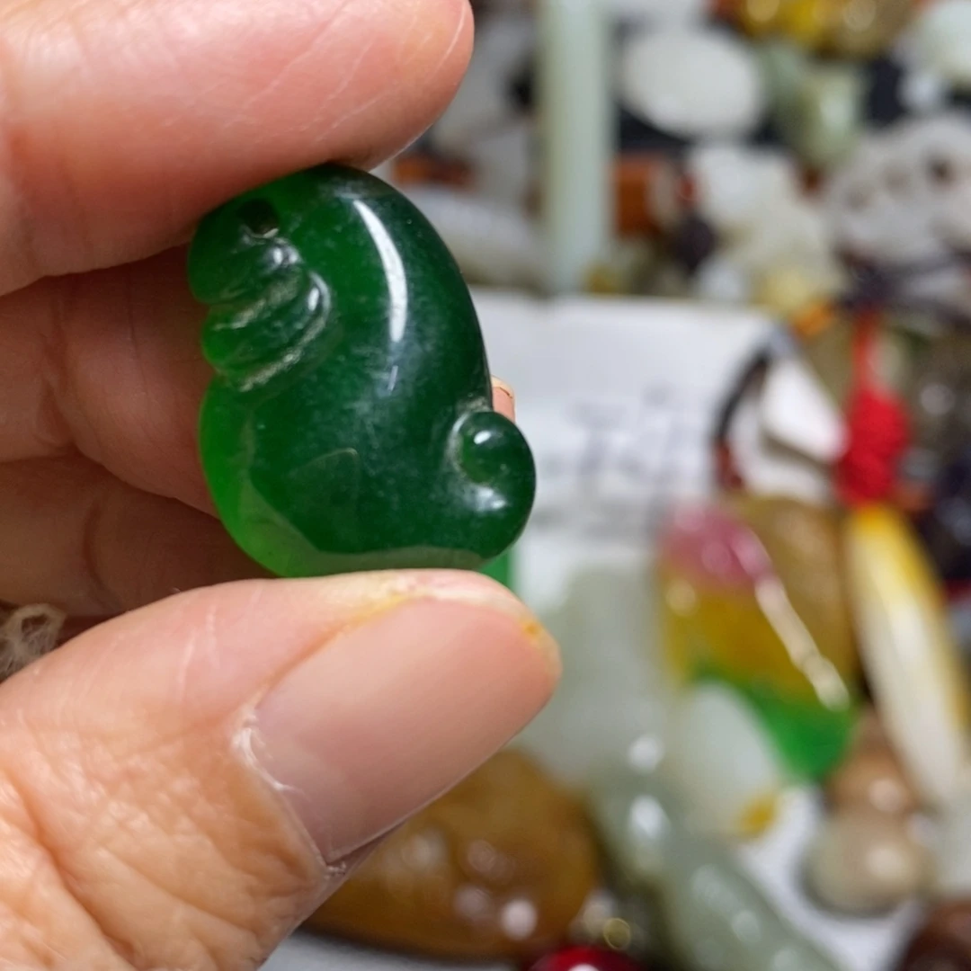 和田玉（糖玉）未镶嵌颈饰